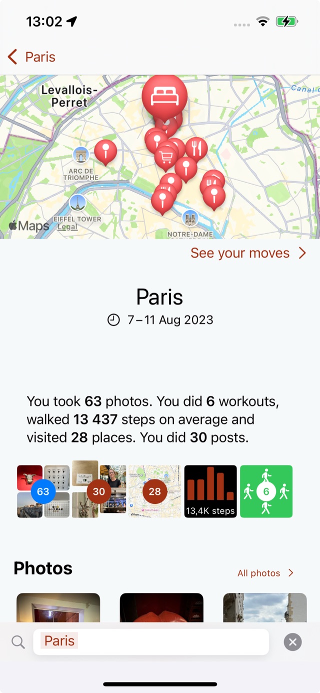 Jellyspot Discover screen showing a map of Paris with photo, place and step-count summaries for a trip.